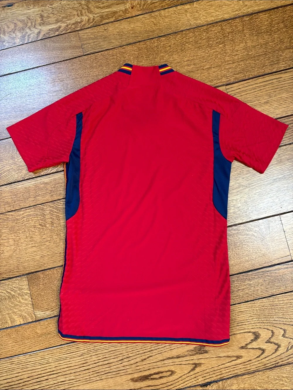 2022 Spain Home Soccer Jersey